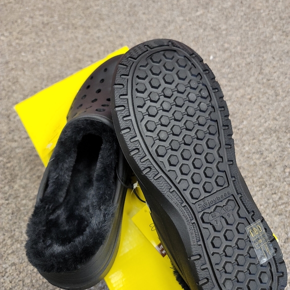 Joybees Cozy Clog Women's Faux Fur Lined Comfort Slip On Black - Picture 2 of 3